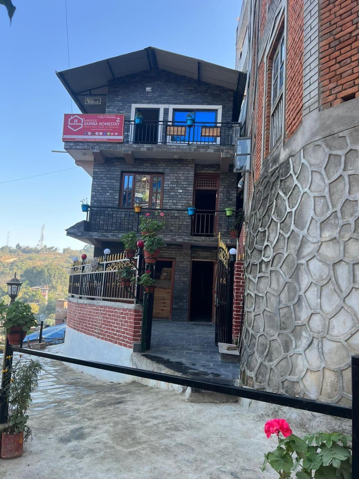 Bandipur Samira Homestay & Mountain View Restaurant מראה חיצוני תמונה