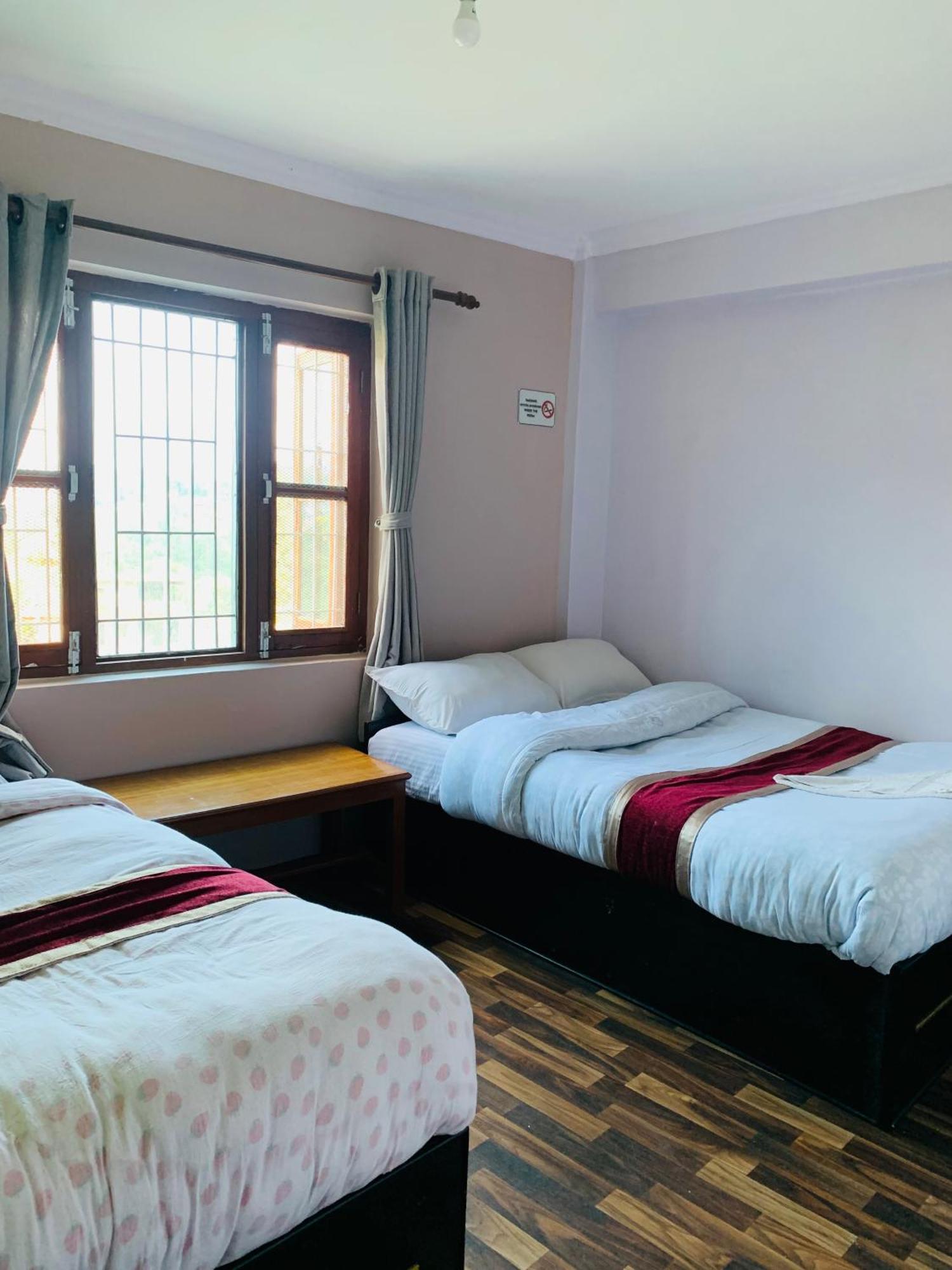 Bandipur Samira Homestay & Mountain View Restaurant מראה חיצוני תמונה