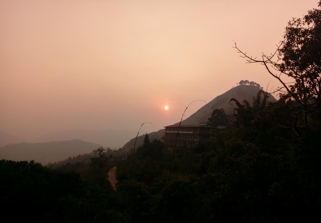 Bandipur Samira Homestay & Mountain View Restaurant מראה חיצוני תמונה